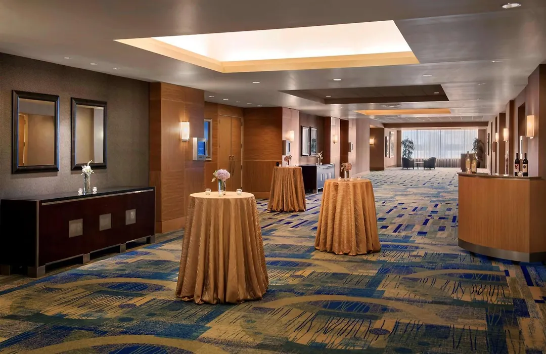 Hyatt Regency Pittsburgh International Airport-1